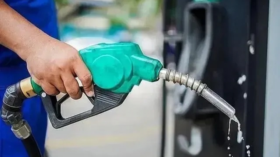 Petrol prices fall slightly following latest adjustment